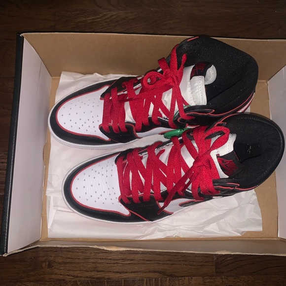 Jordan 1 Bloodlines mid - Picture 2 of 3